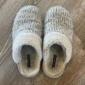 American Eagle Slippers